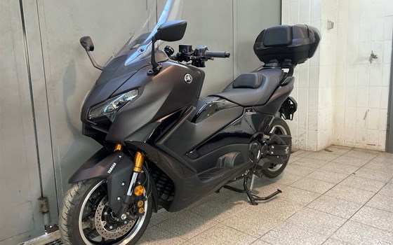 Gebrauchtmotorrad Yamaha TMAX Tech MAX - Bild 2