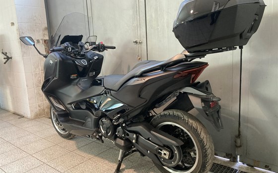 Gebrauchtmotorrad Yamaha TMAX Tech MAX - Bild 3