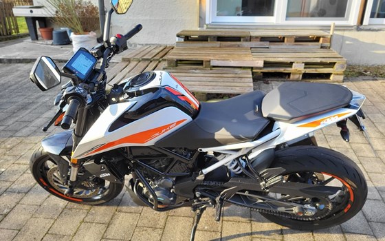 Gebrauchtmotorrad KTM 390 Duke - Bild 1