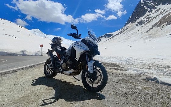 Gebrauchtmotorrad Ducati Multistrada V4 S - Bild 1