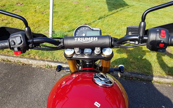 Gebrauchtmotorrad Triumph Scrambler 400 X - Bild 3