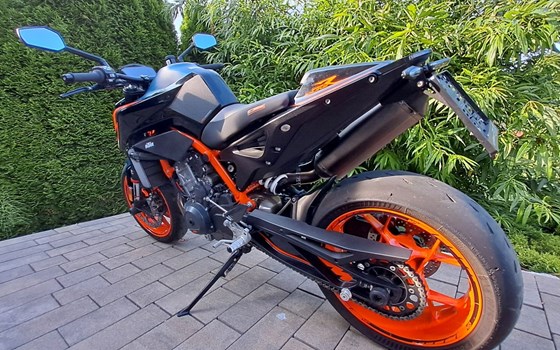 Gebrauchtmotorrad KTM 890 Duke R - Bild 2