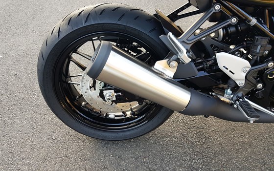 Neufahrzeug Kawasaki Z900 RS Black Ball Edition - Bild 11