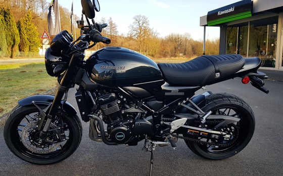Neufahrzeug Kawasaki Z900 RS Black Ball Edition - Bild 2
