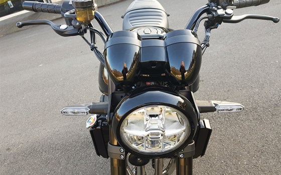Neufahrzeug Kawasaki Z900 RS Black Ball Edition - Bild 7