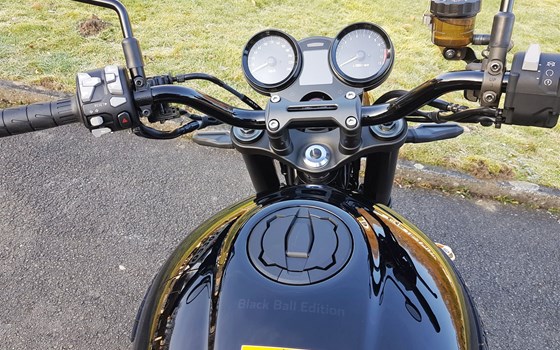Neufahrzeug Kawasaki Z900 RS Black Ball Edition - Bild 3