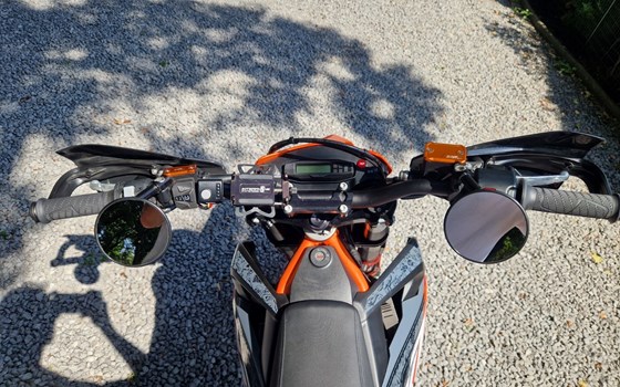 Gebrauchtmotorrad KTM 690 SMC R - Bild 4