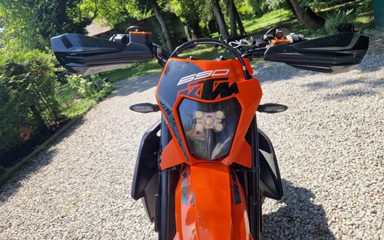 Gebrauchtmotorrad KTM 690 SMC R - Bild 8