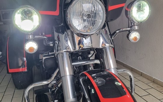 Gebrauchtmotorrad Harley-Davidson Freewheeler - Bild 2