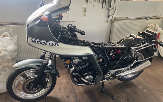 Gebrauchtmotorrad Honda CB 900 F2 Bol d'or - Bild 1