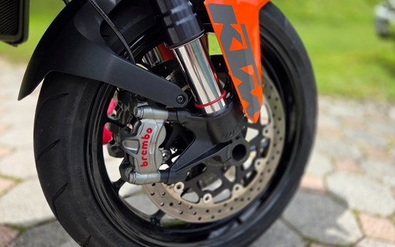 Gebrauchtmotorrad KTM 1290 Super Duke R - Bild 12
