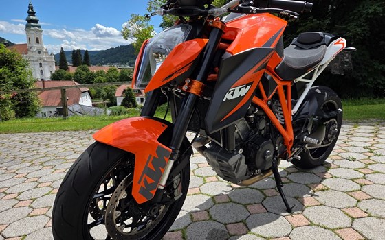 Gebrauchtmotorrad KTM 1290 Super Duke R - Bild 3