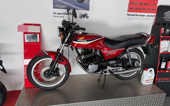 Gebrauchtmotorrad Honda CB 250 - Bild 1