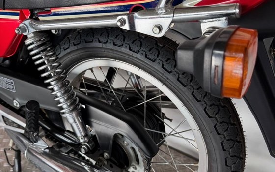 Gebrauchtmotorrad Honda CB 250 - Bild 5