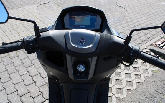 Gebrauchtmotorrad Yamaha NMAX 125 - Bild 12