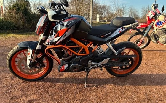 Gebrauchtmotorrad KTM 390 Duke - Bild 1