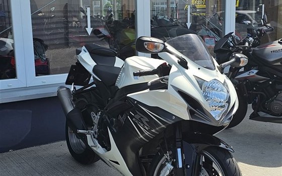 Gebrauchtmotorrad Suzuki GSX-R 600 - Bild 4