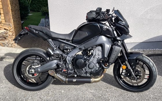 Gebrauchtmotorrad Yamaha MT-09 - Bild 2