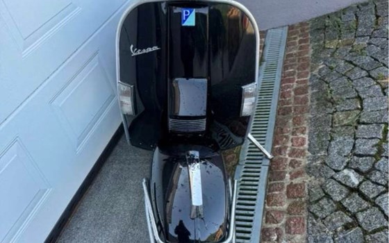 Gebrauchtmotorrad Vespa PX 125 Limited - Bild 2