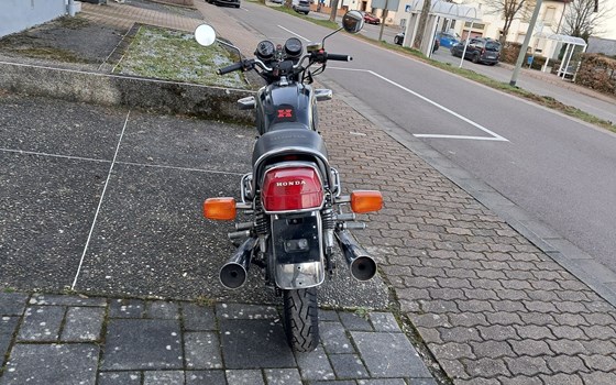 Gebrauchtmotorrad Honda CB 650 - Bild 2