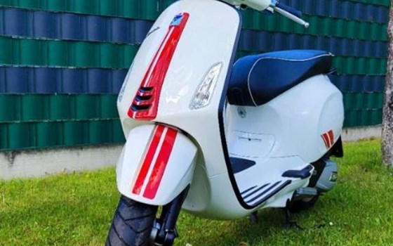 Gebrauchtmotorrad Vespa Sprint 125 - Bild 1