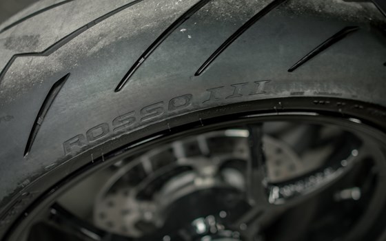 Gebrauchtmotorrad Ducati Hypermotard 950 - Bild 10