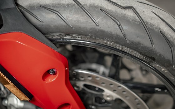 Gebrauchtmotorrad Ducati Hypermotard 950 - Bild 11