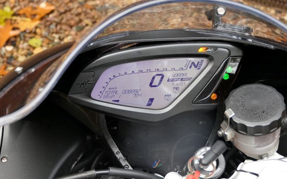 Gebrauchtmotorrad MV Agusta F3 800 - Bild 7