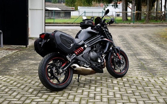 Gebrauchtmotorrad Kawasaki ER-6n - Bild 4