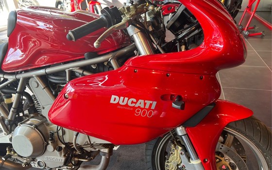 Gebrauchtmotorrad Ducati 900 SS - Bild 1