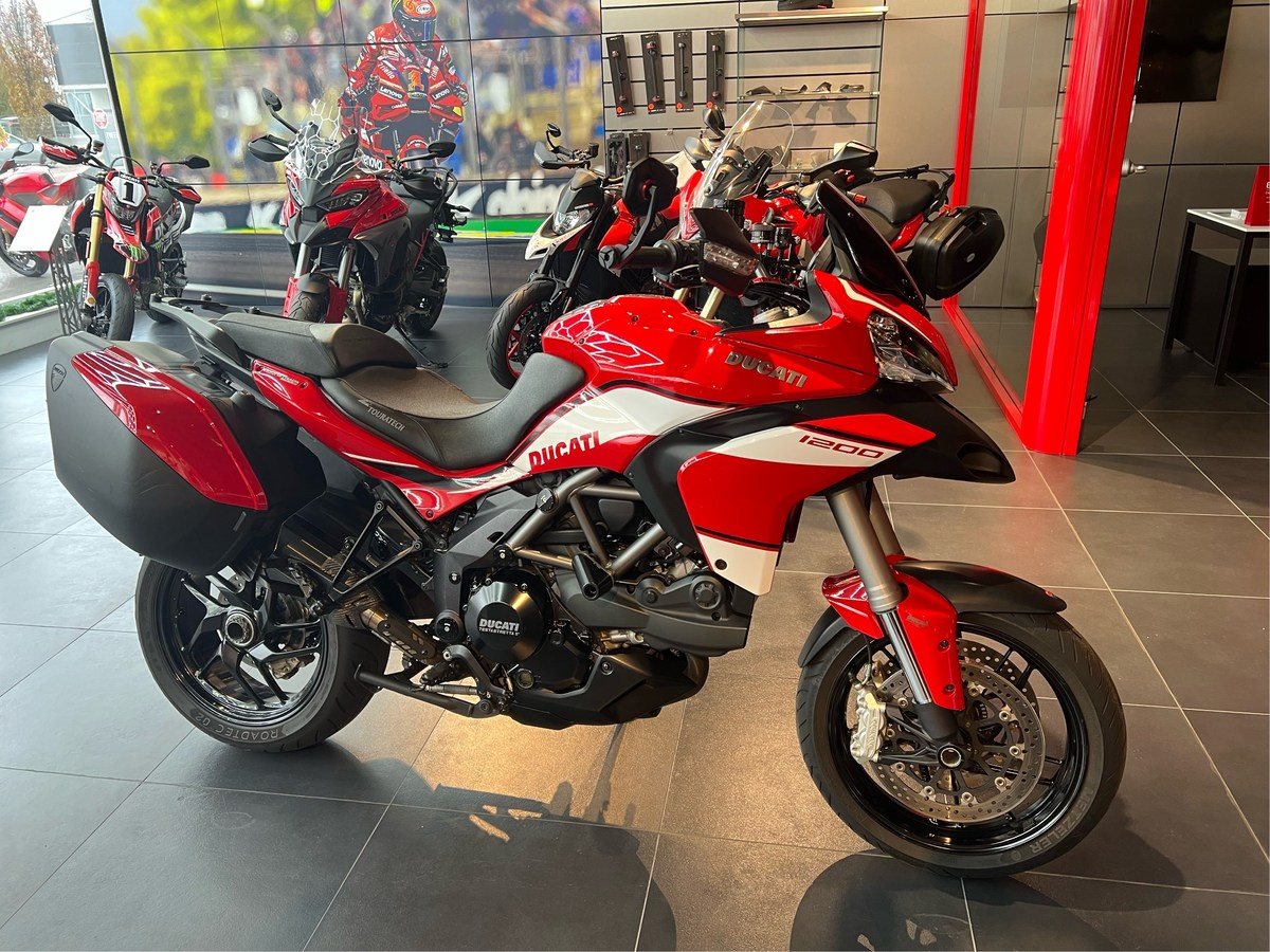 Ducati Multistrada 1200 S Touring 