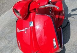 Gebrauchte Vespa 946 125 i.e. 3V RED