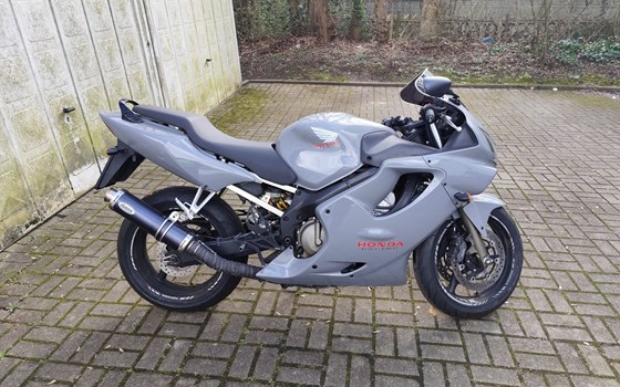 Gebrauchtmotorrad Honda CBR 600 F - Bild 3