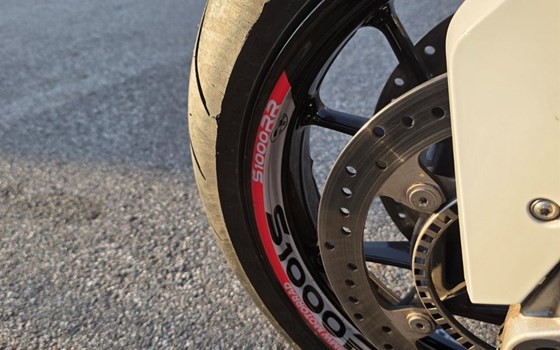 Gebrauchtmotorrad BMW S 1000 RR - Bild 18