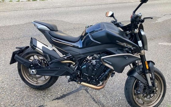Gebrauchtmotorrad CFMOTO 800NK Advanced - Bild 1