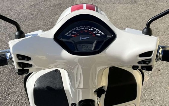 Gebrauchtmotorrad Vespa 125 Super - Bild 8