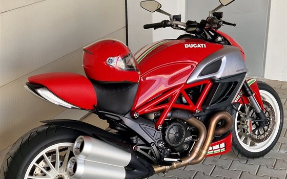 Gebrauchtmotorrad Ducati Diavel 1200 - Bild 2