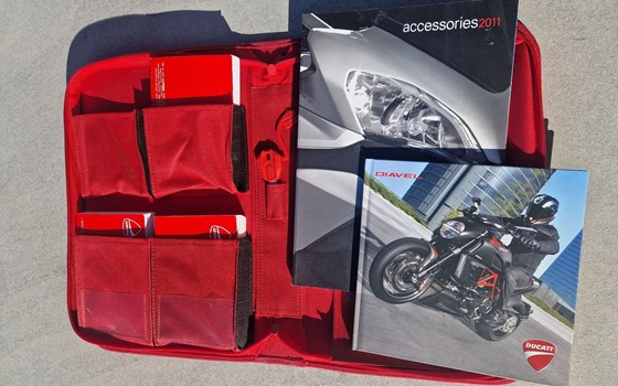 Gebrauchtmotorrad Ducati Diavel 1200 - Bild 8