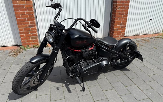 Gebrauchtmotorrad Harley-Davidson Softail Standard FXST - Bild 1