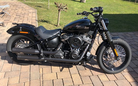 Gebrauchtmotorrad Harley-Davidson Softail Street Bob FXBB - Bild 4