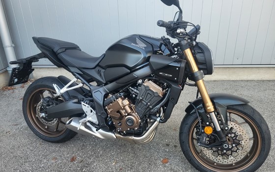 Neufahrzeug Honda CB650R E-Clutch - Bild 1