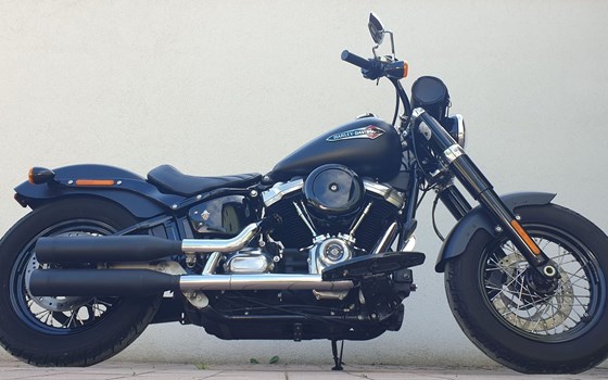 Gebrauchtmotorrad Harley-Davidson Softail Slim FLSL - Bild 1