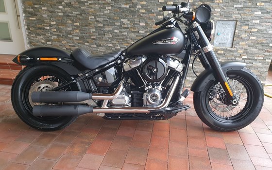 Gebrauchtmotorrad Harley-Davidson Softail Slim FLSL - Bild 2