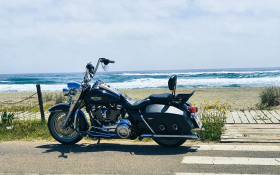 Gebrauchtmotorrad Harley-Davidson Road King Classic FLHRC - Bild 3