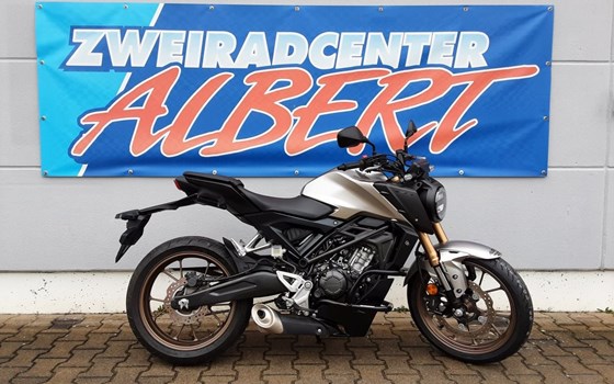 Gebrauchtmotorrad Honda CB125R - Bild 7