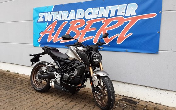 Gebrauchtmotorrad Honda CB125R - Bild 8