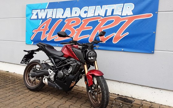 Gebrauchtmotorrad Honda CB125R - Bild 8