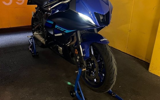 Gebrauchtmotorrad Yamaha R7 - Bild 3