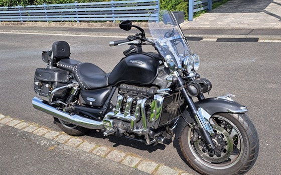 Gebrauchtmotorrad Triumph Rocket III Roadster - Bild 2