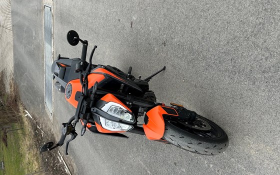 Gebrauchtmotorrad KTM 890 Duke - Bild 2